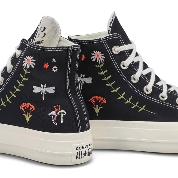 Converse Black and White High-Top Sneakers - Picture 4 of 4